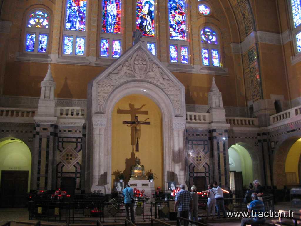 04_Lisieux (15).JPG - 2013, nos vacances en Normandie, la Basilique Sainte-Thérèse de Lisieux